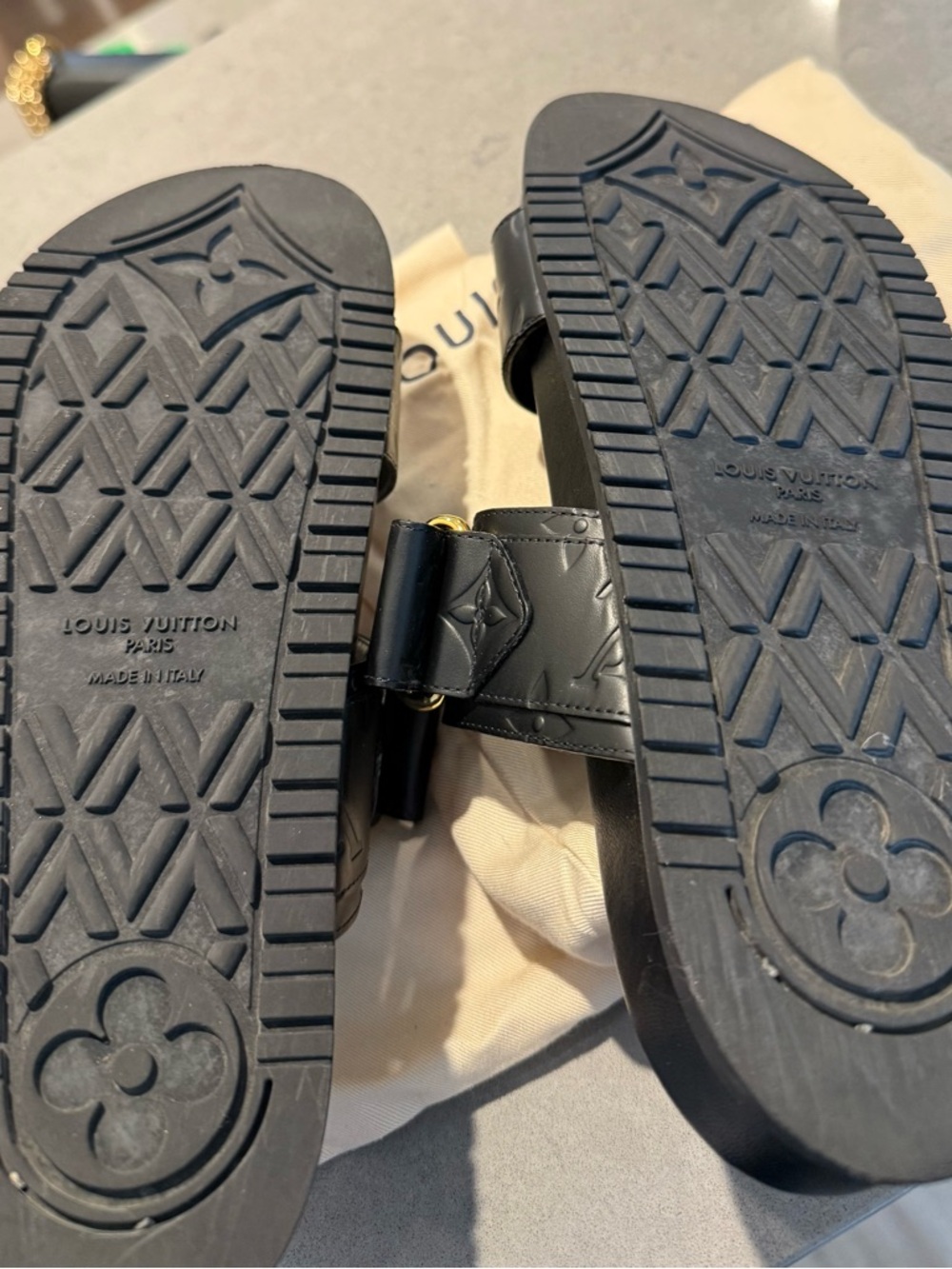 Bom Dia Flat Comfort Mule Black EU 38.5 Louis Vuitton LV - Picture 8 of 15